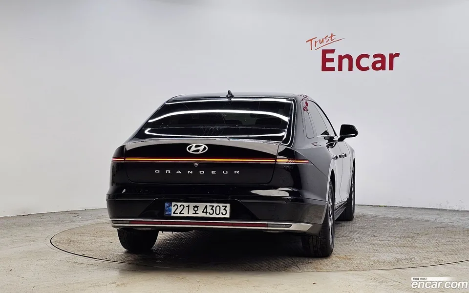 Hyundai Grandeur 2.5 2WD 2023 — миниатюра 4