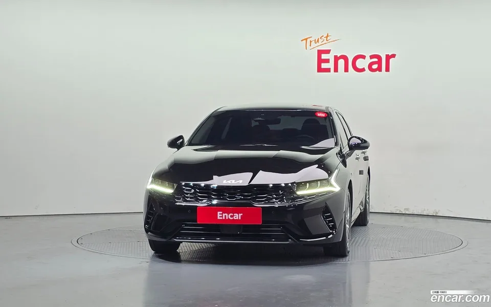 Kia K5 Hybrid 2023 — миниатюра 3