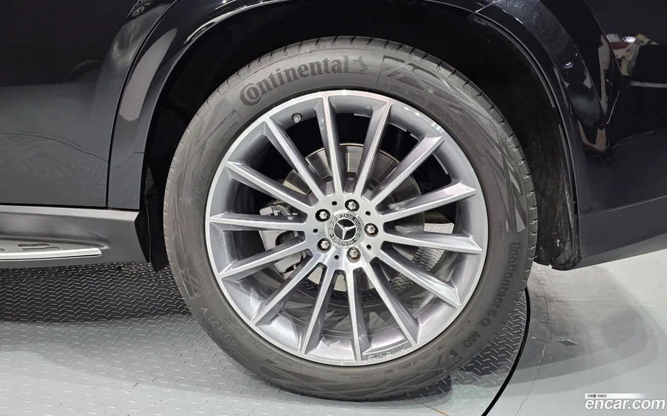 Mercedes-Benz GLE-Class GLE450 4MATIC 2025 — миниатюра 2