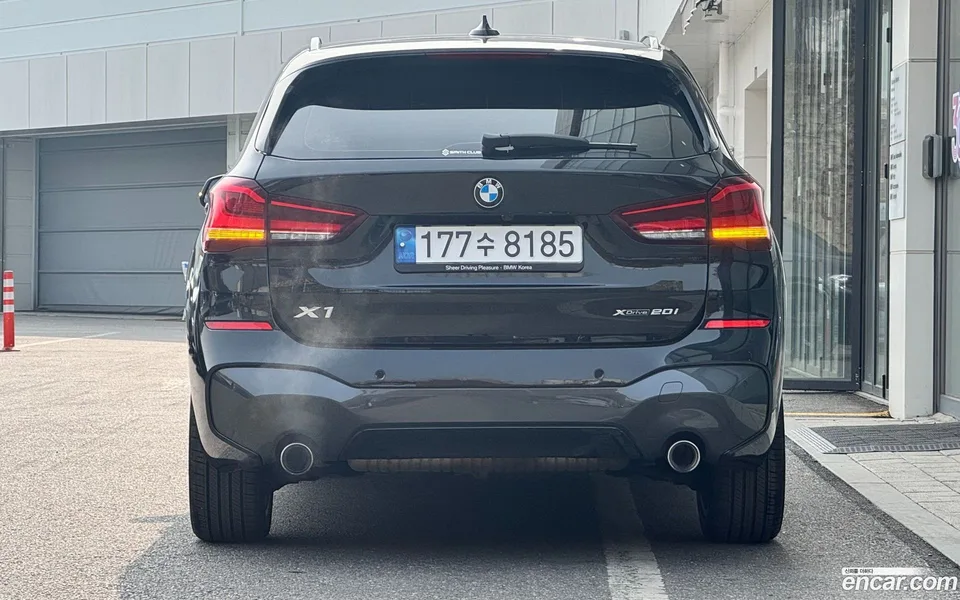 BMW X1 xDrive 20i M 2022 — миниатюра 4
