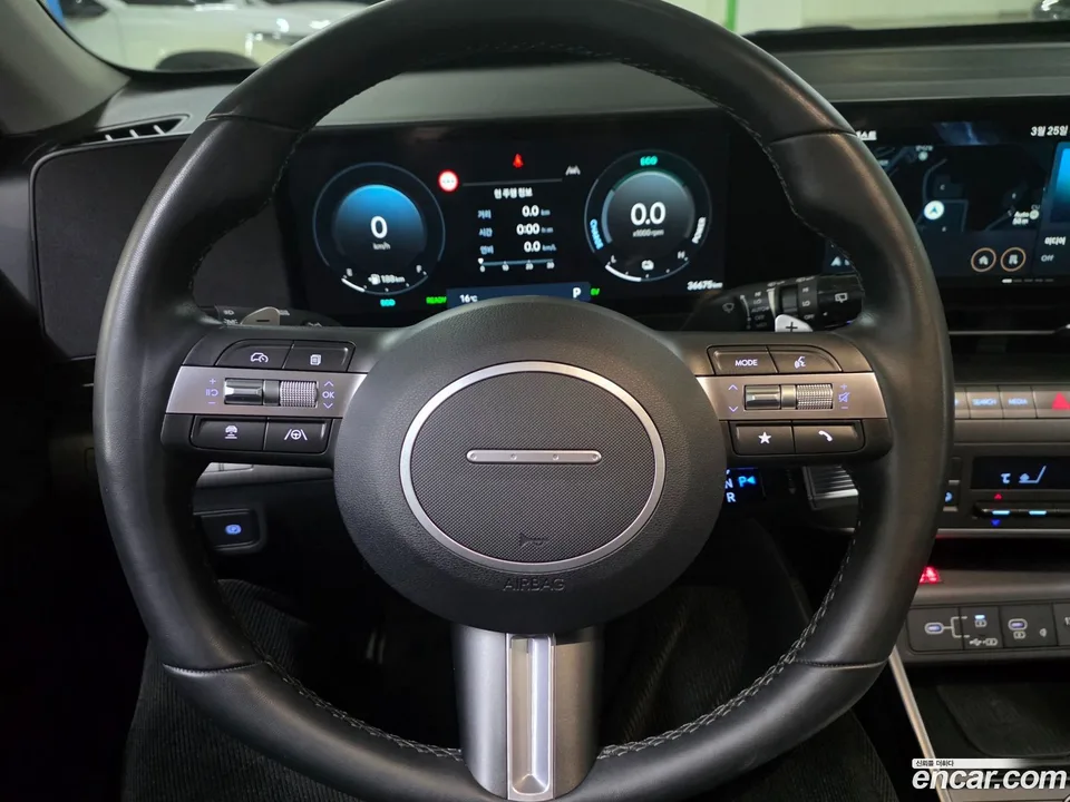 Hyundai Kona Hybrid 2023 — миниатюра 2