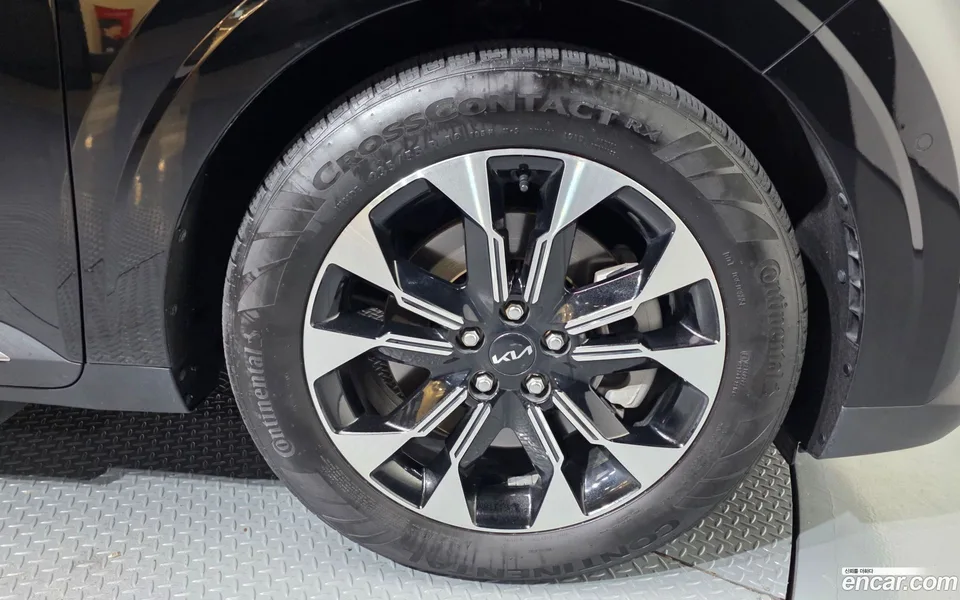 Kia Carnival 9 () 2022 — миниатюра 5