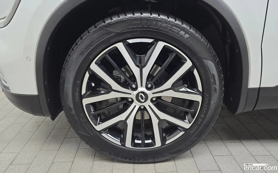 Renault Samsung QM6 2.0 GDe RE 2WD 2022 — миниатюра 2