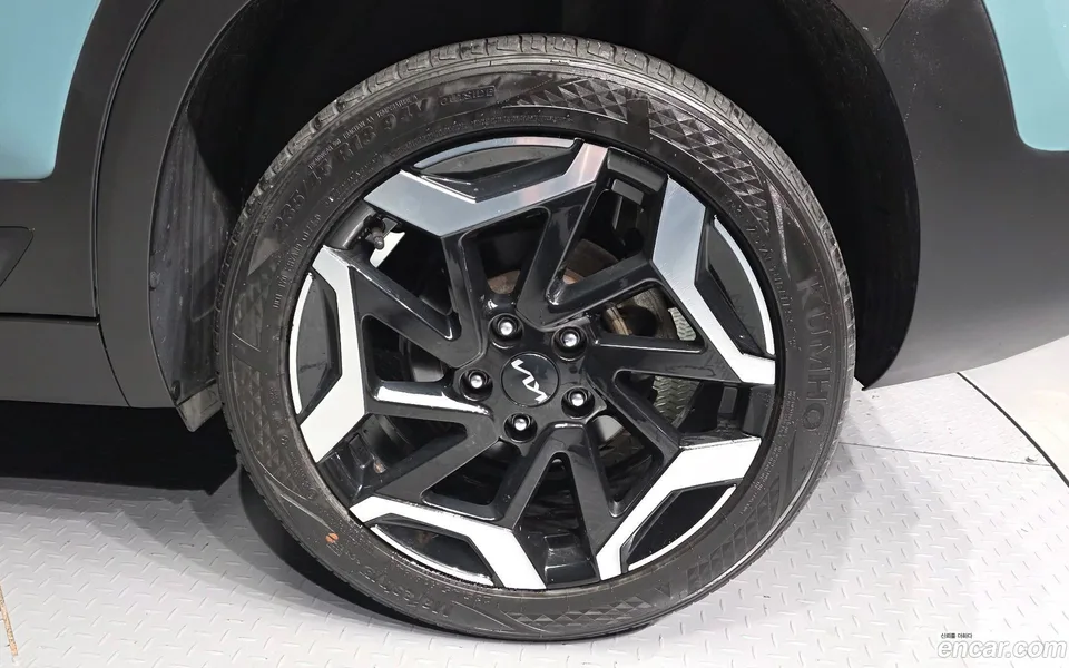 Kia Seltos 1.6 2WD 2023 — миниатюра 2