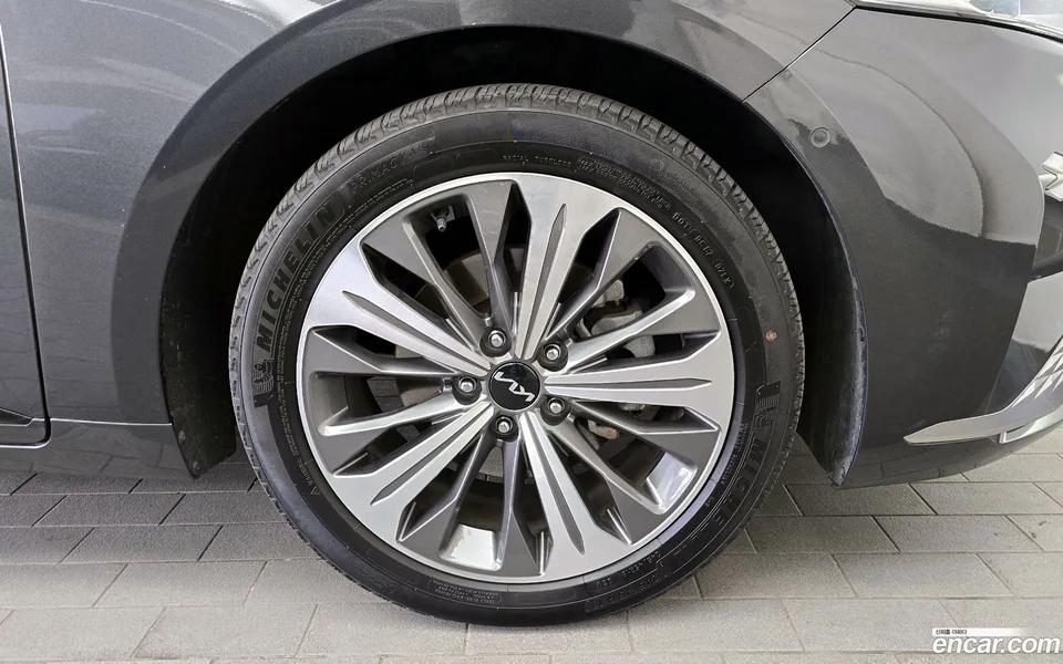 Kia K8 Hybrid 2023 — миниатюра 2