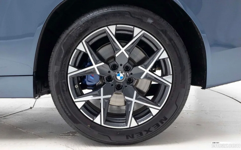 BMW X3 xDrive 20 M 2025 — миниатюра 2