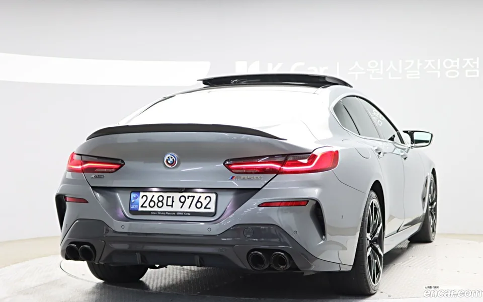 BMW 8 Series M850i xDrive 2022 — миниатюра 4