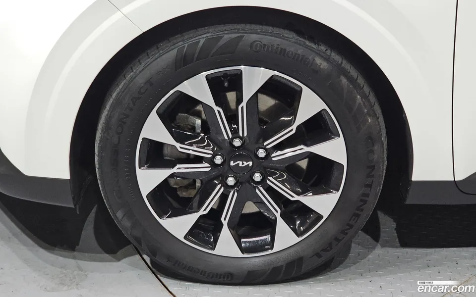 Kia Carnival 9 2022 — thumbnail 5