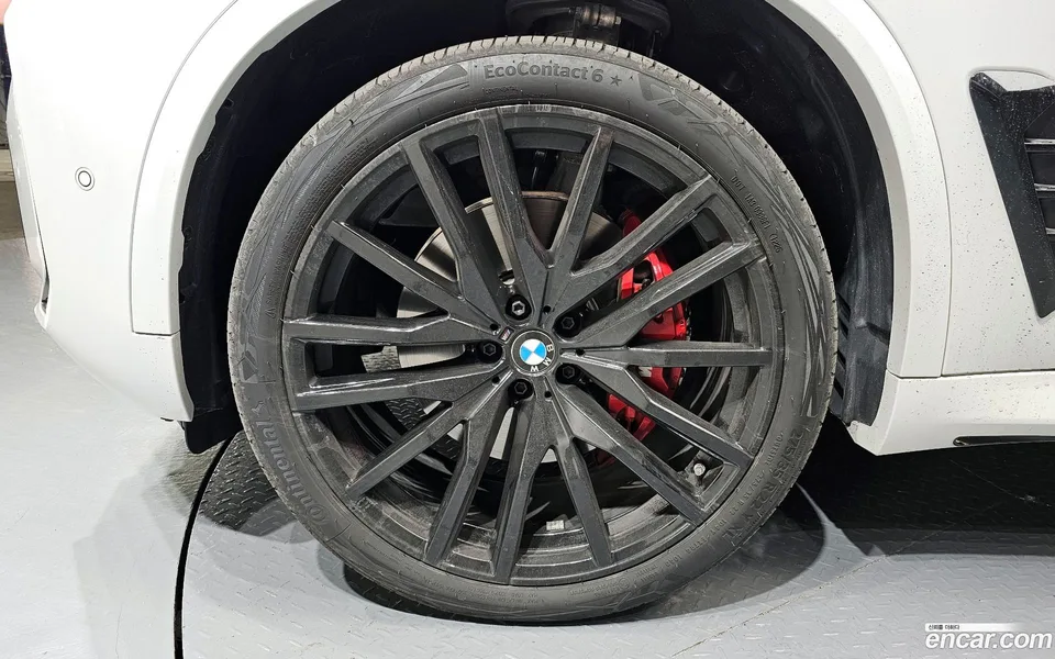 BMW X5 xDrive 40d M 2025 — миниатюра 5