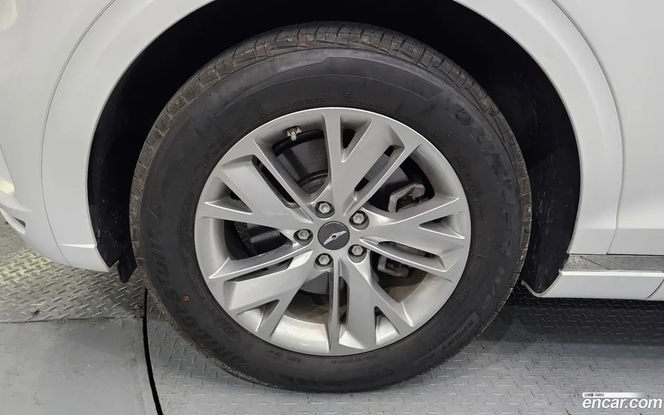 Genesis GV70 2.5T 2WD 2022 — миниатюра 2