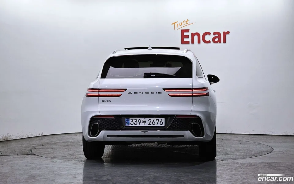 Genesis GV70 2.5T 2WD 2022 — миниатюра 4