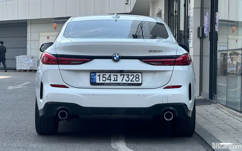 BMW 2 Series Gran Coupe 220i M 2022 — миниатюра 4