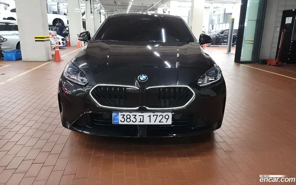 BMW 1 Series 120 M 2025 — миниатюра 3