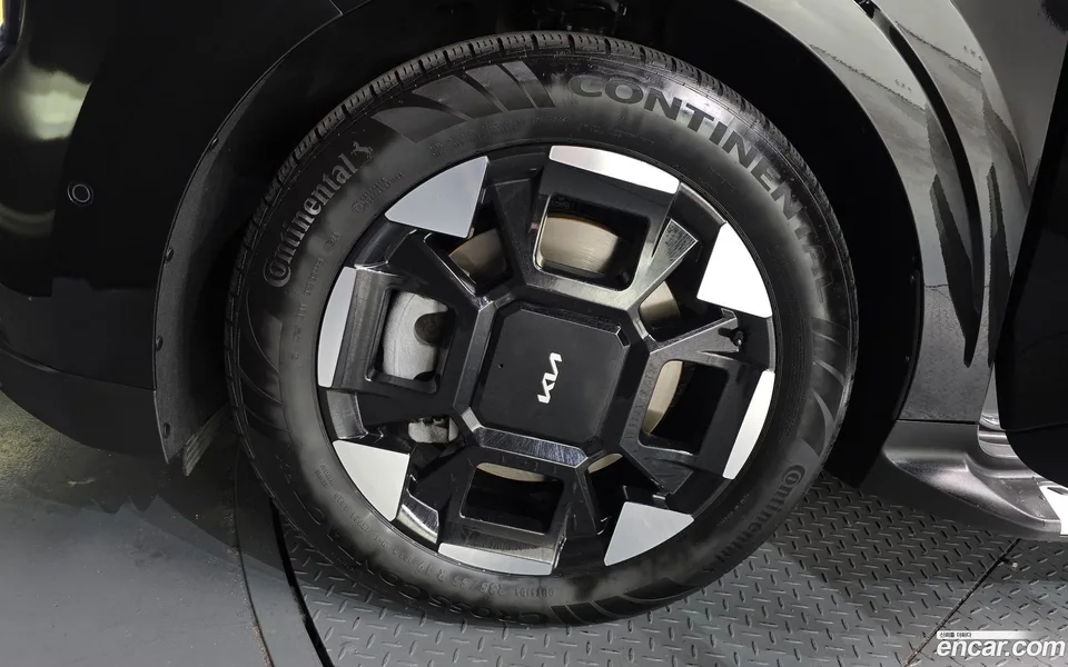 Kia Carnival 9 2024 — thumbnail 5