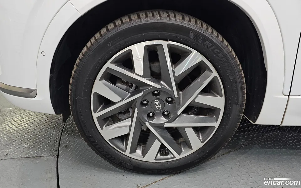 Hyundai SantaFe 2.5T 4WD 2022 — миниатюра 2