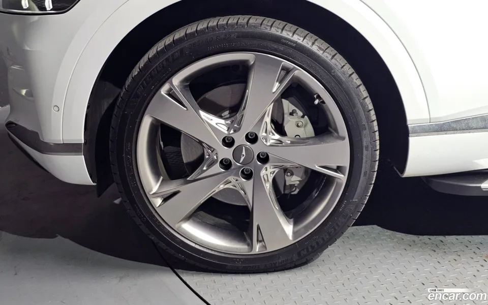 Genesis GV80 2.5T AWD 2022 — миниатюра 2