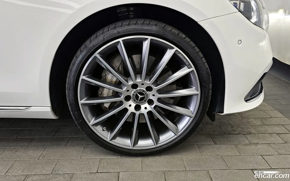 Mercedes-Benz E-Class E450 4MATIC 2023 — миниатюра 2