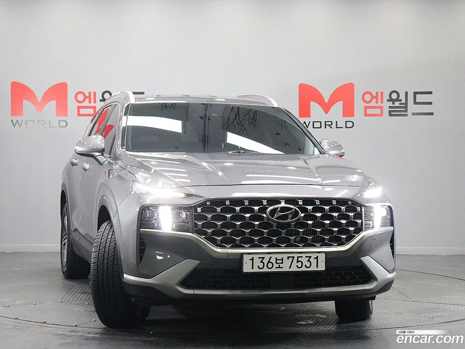 Hyundai SantaFe 2.5T 4WD 2023 — фото 1, купить с доставкой в Москву