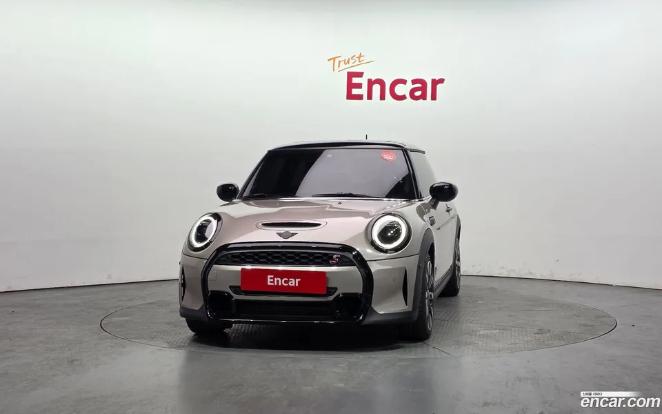 MINI Cooper S 2023 — миниатюра 3
