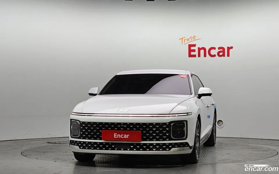 Hyundai Grandeur 3.5 LPG 2WD 2023 — thumbnail 3