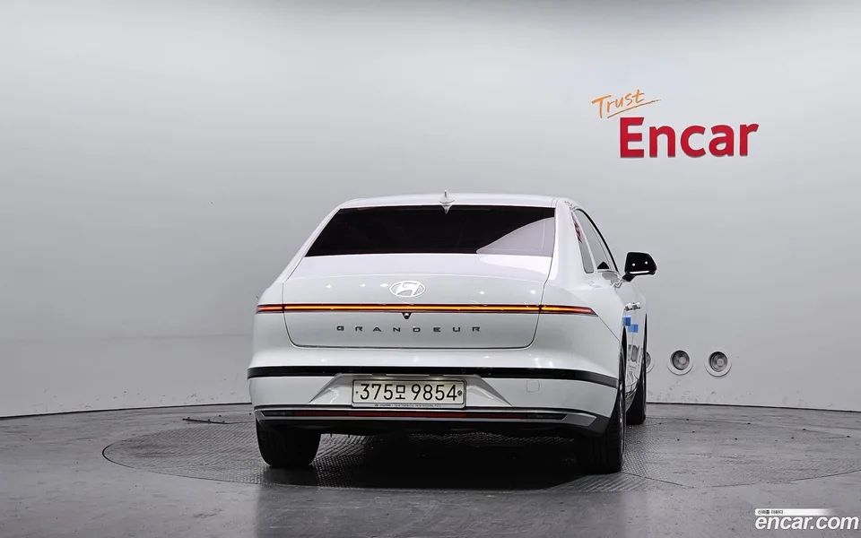 Hyundai Grandeur 3.5 LPG 2WD 2023 — thumbnail 4