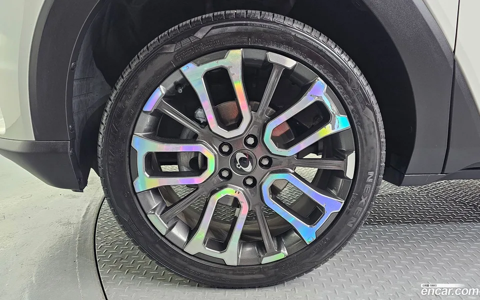 KG Mobility Torres 1.5 2WD 2023 — миниатюра 2