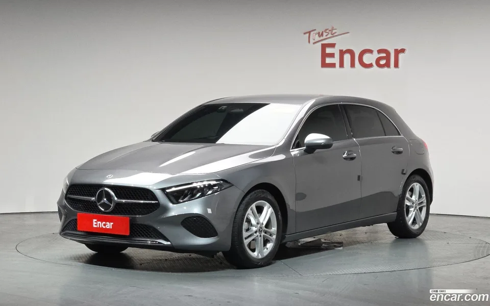 Mercedes-Benz A-Class A220 2025 — фото 1, купить с доставкой в Москву