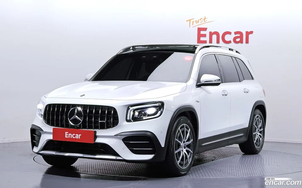 Mercedes-Benz GLB-Class AMG GLB35 4MATIC 2023 — фото 1, купить с доставкой в Москву