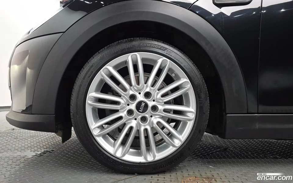 MINI Cooper 2022 — миниатюра 5