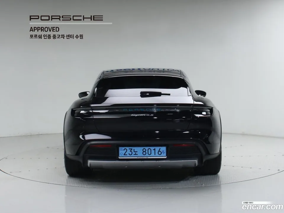 Porsche Taycan 4S 2025 — миниатюра 4
