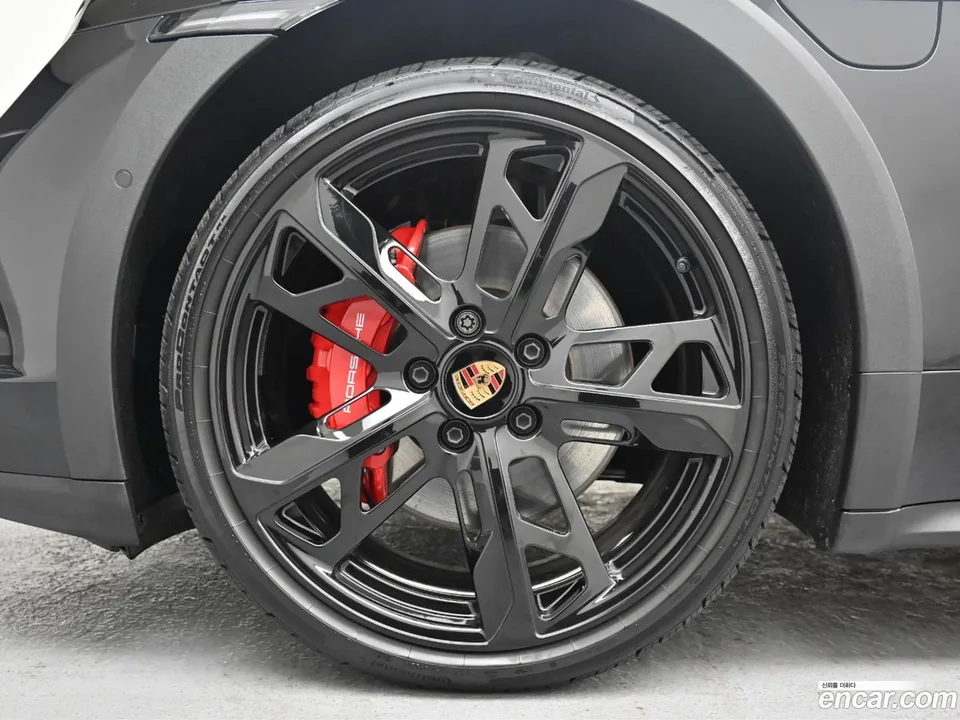 Porsche Taycan 4S 2025 — миниатюра 5