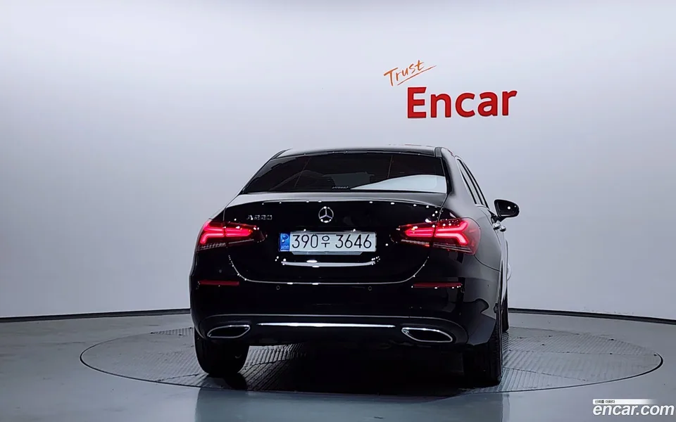 Mercedes-Benz A-Class A220 2022 — миниатюра 4