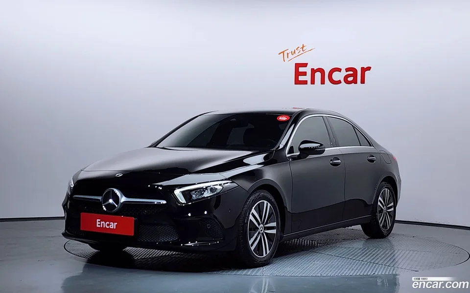 Mercedes-Benz A-Class A220 2022 — фото 1, купить с доставкой в Москву