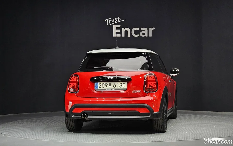 MINI Cooper 2023 — миниатюра 4