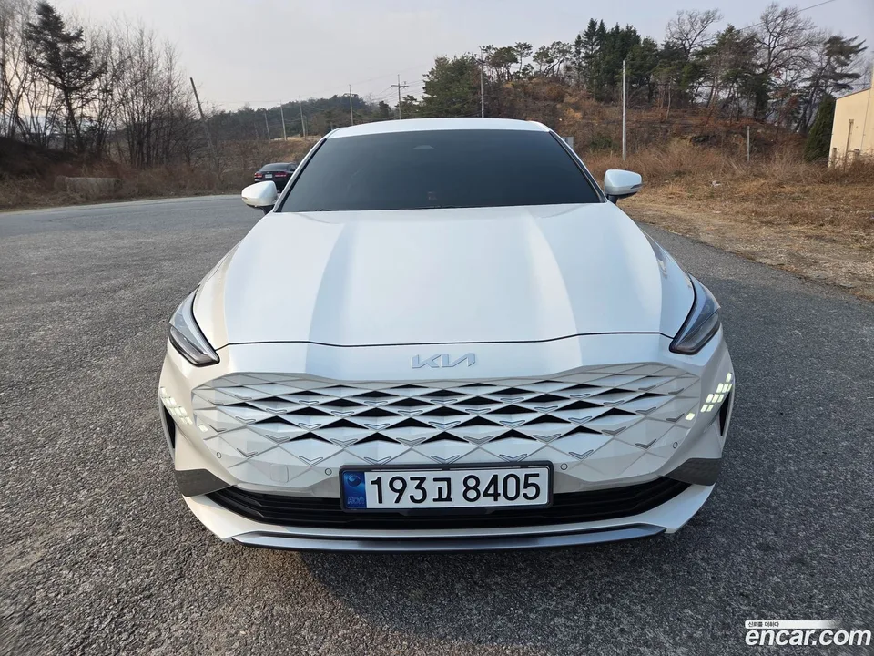 Kia K8 3.5 2WD 2022 — фото 1, купить с доставкой в Москву