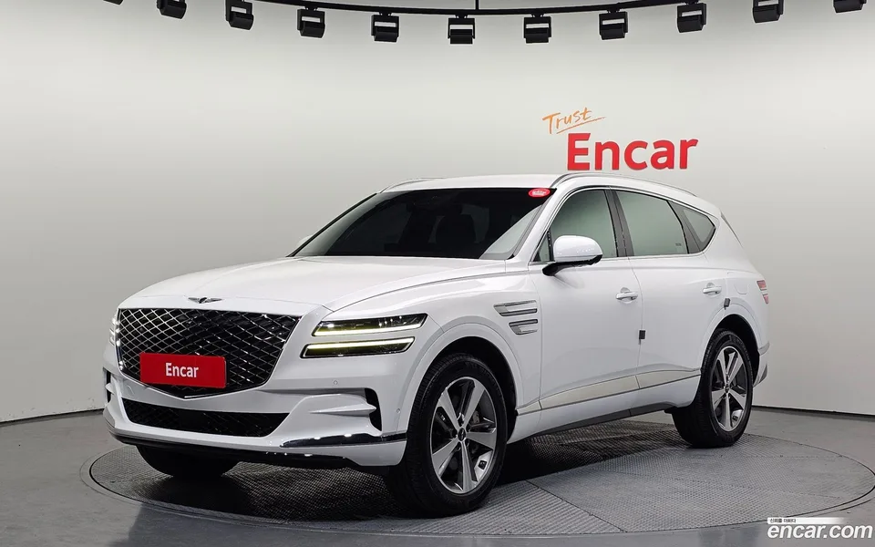 Genesis GV80 2.5T AWD 2023 — фото 1, купить с доставкой в Москву
