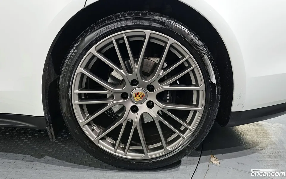 Porsche Panamera (971) 2.9 AWD 2022 — миниатюра 2