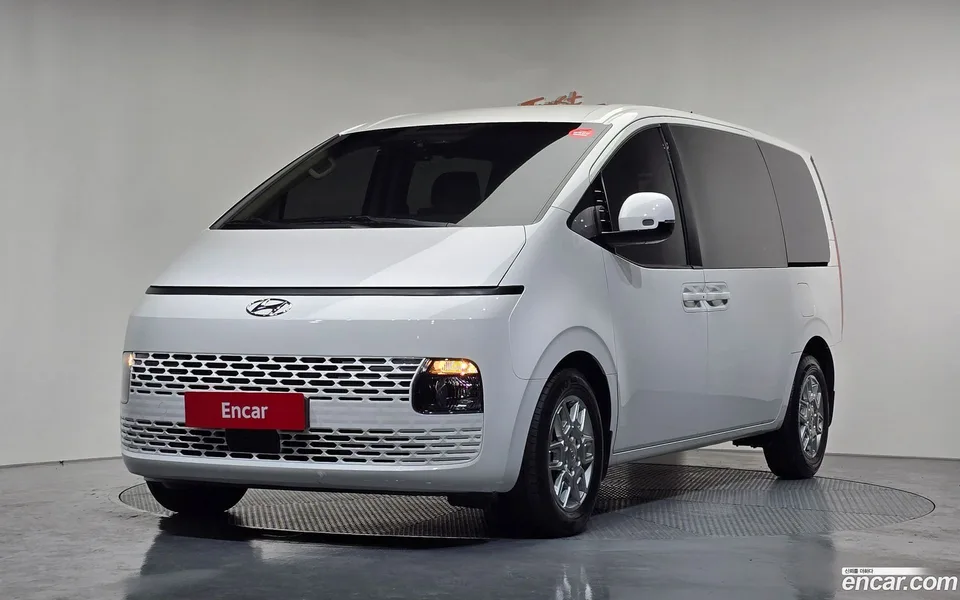 Hyundai Staria 2023