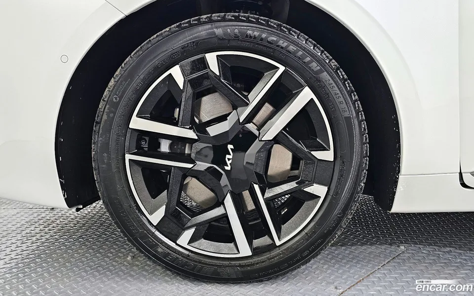 Kia K8 2.5 2WD 2025 — миниатюра 2
