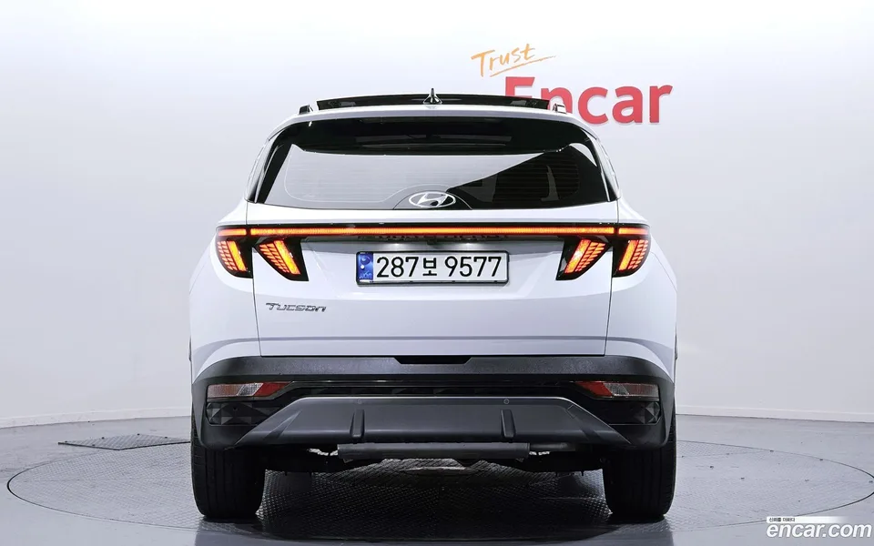 Hyundai Tucson Hybrid 2WD 2023 — миниатюра 4