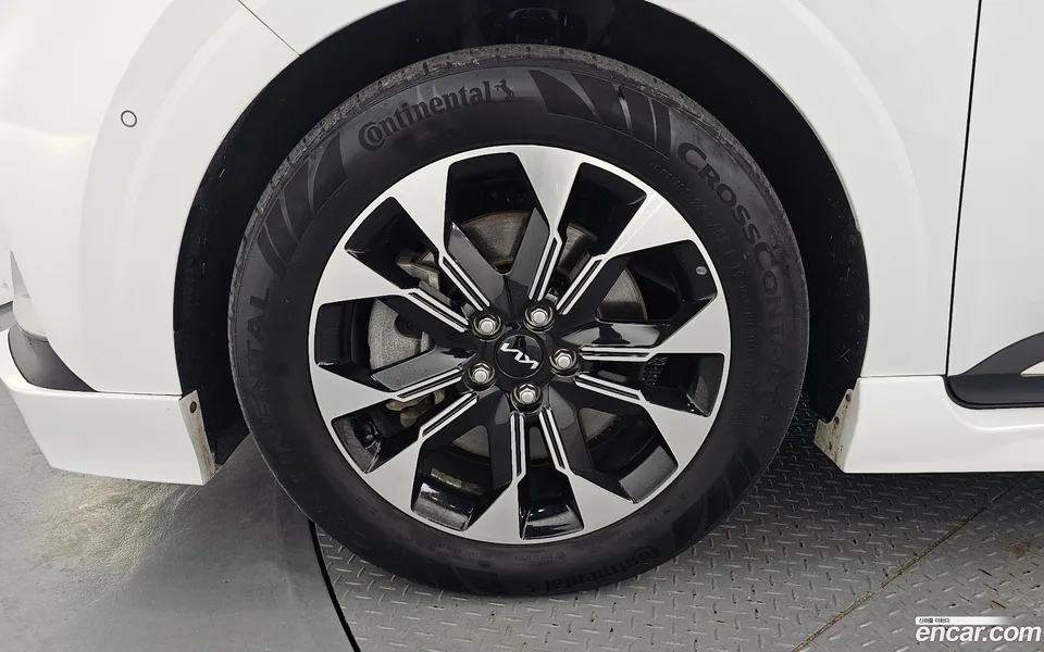 Kia Carnival 9 () 2023 — thumbnail 2