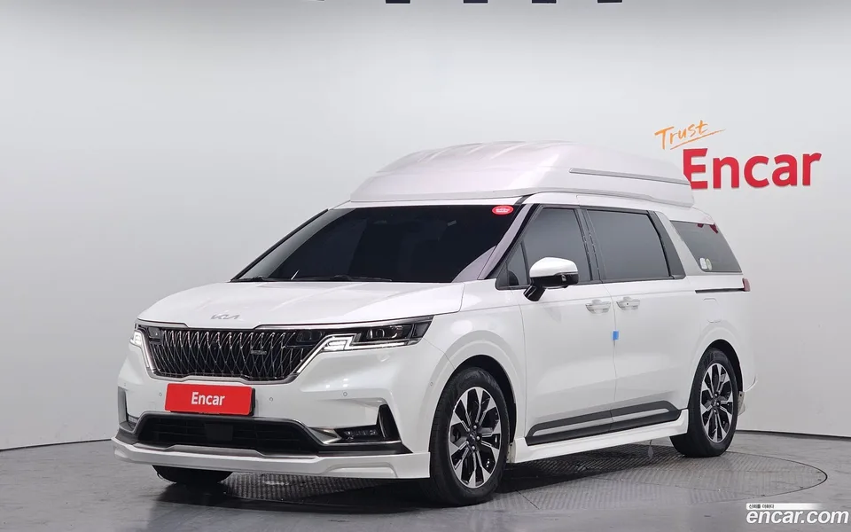 Kia Carnival 9 () 2023 — photo 1, buy with delivery to Moscow