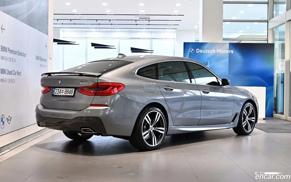 BMW 6 Series GT 630i xDrive M 2024 — миниатюра 4
