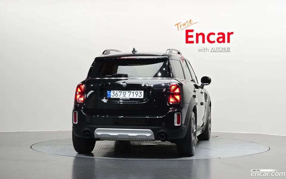 MINI Cooper S Countryman ALL4 2023 — миниатюра 4