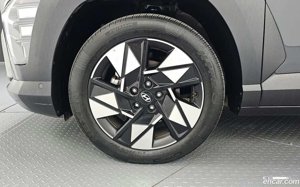 Hyundai Kona 1.6 2WD 2024 — миниатюра 5