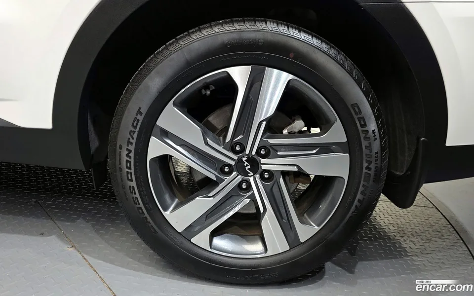 Kia Sorento HEV 1.6 2WD 2023 — миниатюра 2