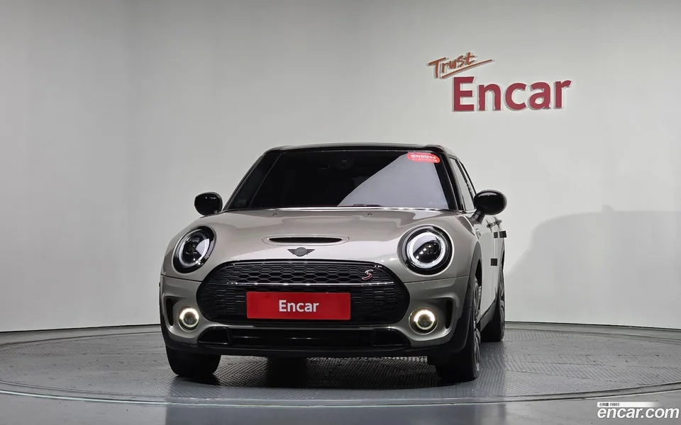 MINI Cooper S Clubman 2023 — миниатюра 3