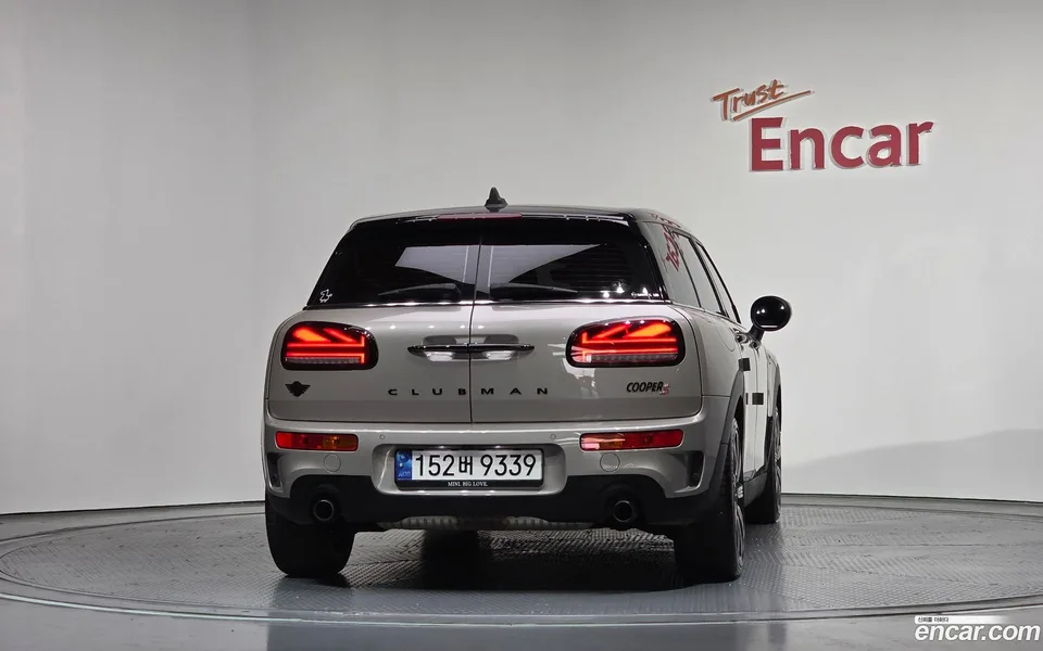 MINI Cooper S Clubman 2023 — миниатюра 4