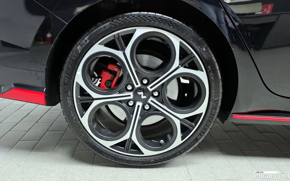 Hyundai Avante CN7 2.0 N 2025 — миниатюра 5