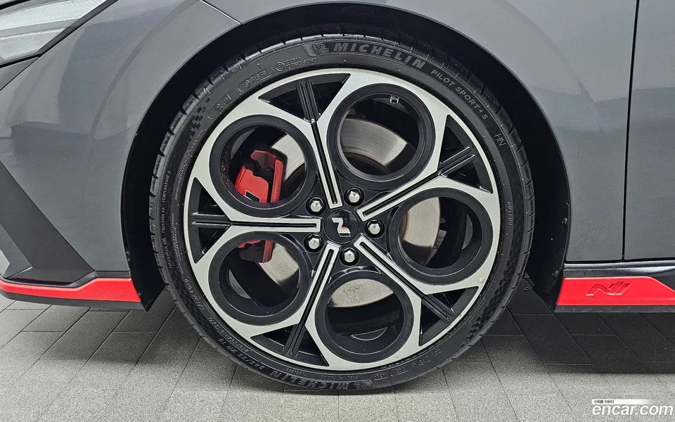 Hyundai Avante CN7 2.0 N 2025 — миниатюра 2